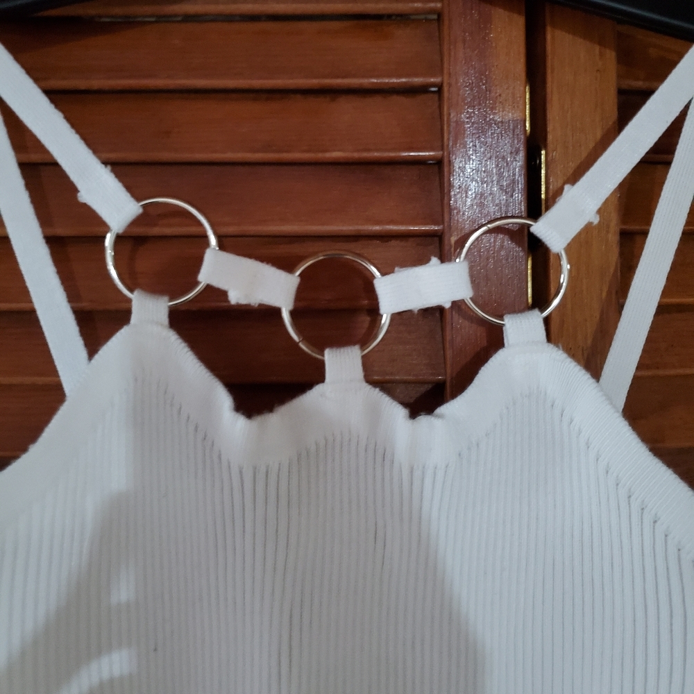 White Top - Picture 7 of 8